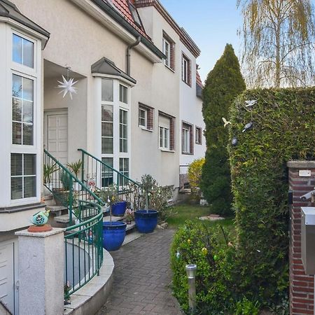 2 Bedroom Lovely Home In Berlin Zewnętrze zdjęcie